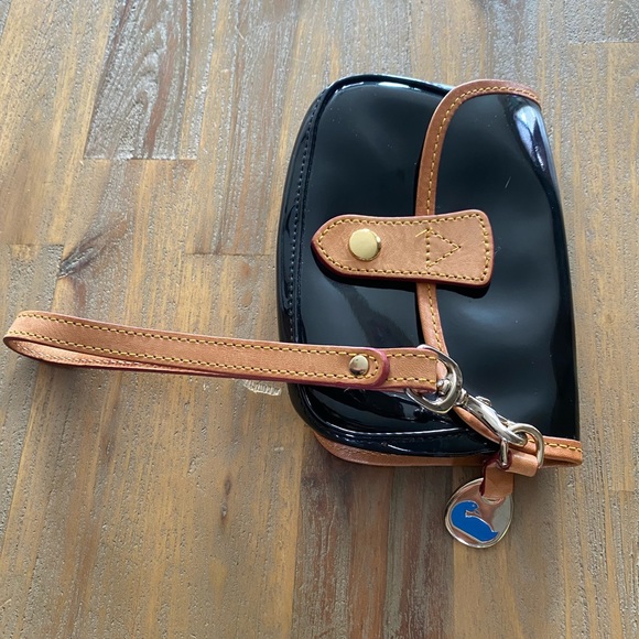 Dooney & Bourke, Black, Wristlet - Picture 9 of 10